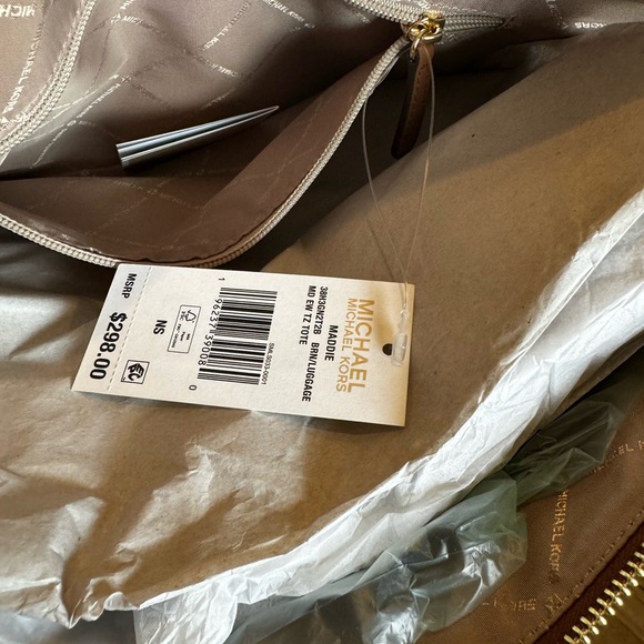 Michael Kors purse new - Picture 2 of 5